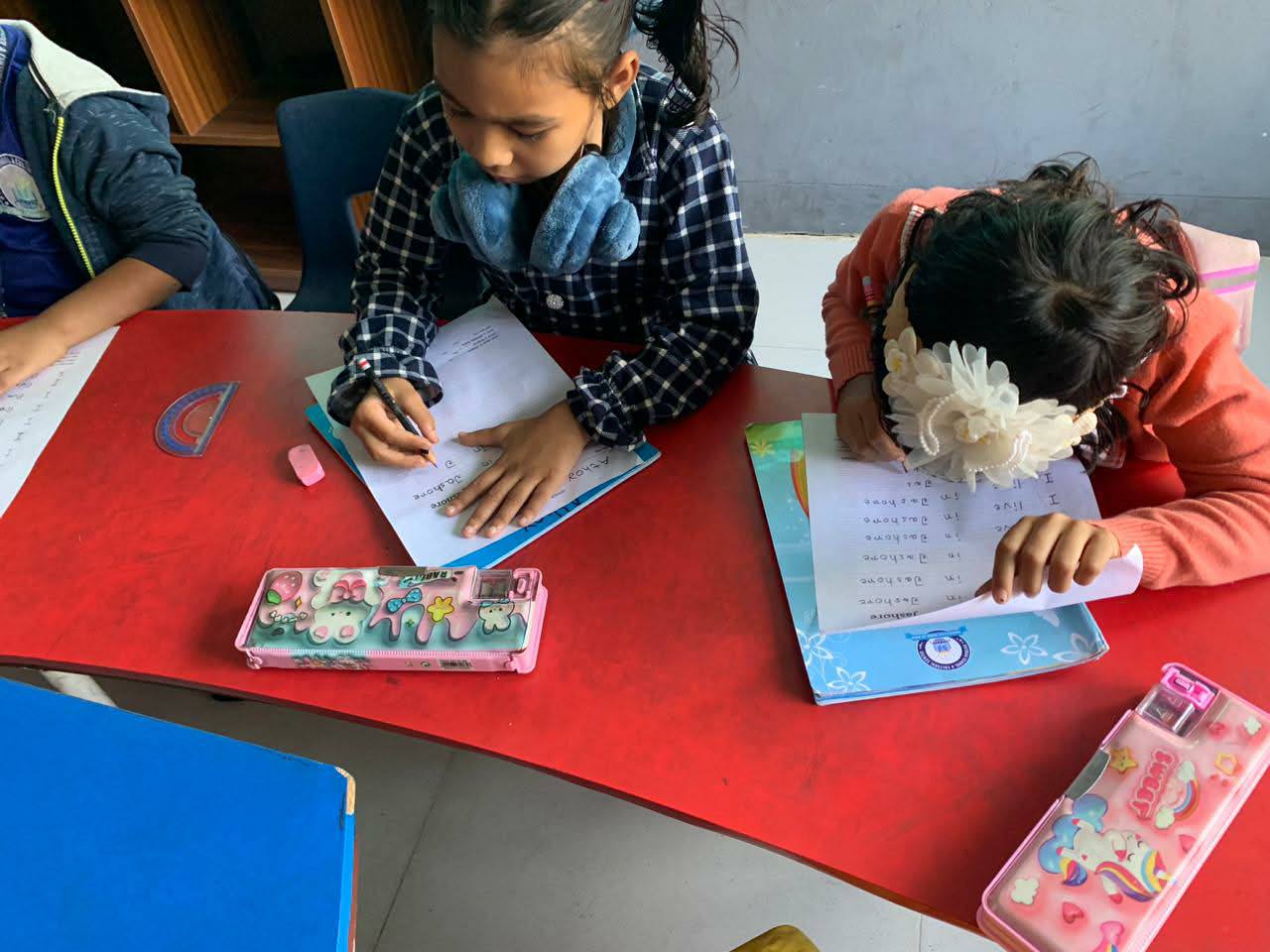 নভেম্বরের রঙে হাতের লেখা প্রতিযোগিতা ২০২৫